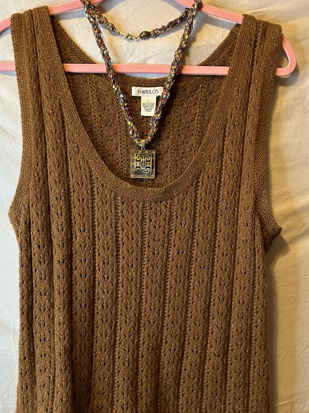 Harold's Brown V-Neck Knit Sweater Tank w/ free vintage necklace